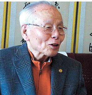 정한택(교수)
Chung Han-taek says age doesn’t matter in study.
(Kim Kyung-ho/The Korea Herald)