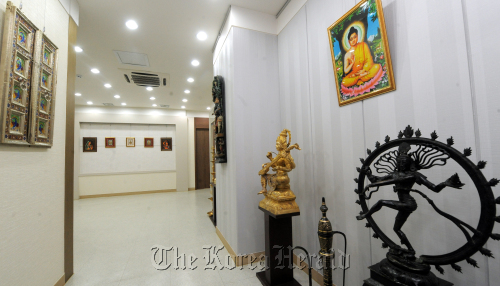 한남동 인도문화원./ 안훈기자 rosedale@ 2012.03.13
A view of the Indian Cultural Center. Ahn Hoon/The Korea Herald