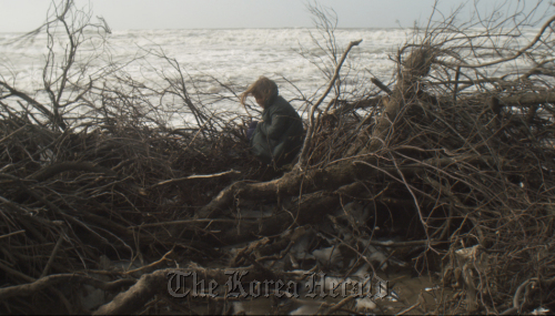 A scene from director Paula Markovitch’s film “The Prize,” which has been selected as the opener of this year’s International Women’s Film Festival in Seoul. IWFFIS