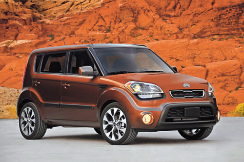 Carmakers slash prices amid sluggish demand