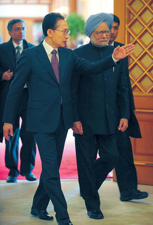 이명박(대통령)/만모한 싱 (Manmohan Singh/정치인/인도총리)