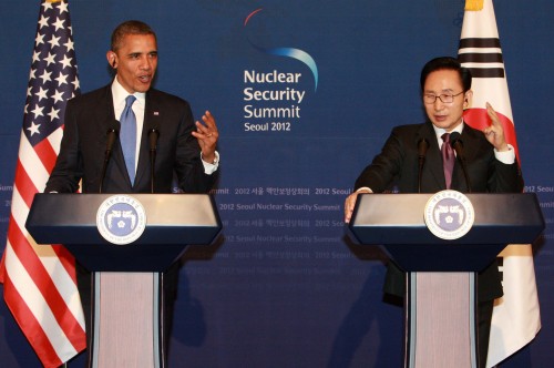 버락 오바마 (좌/Barack Obama/정치인/미국대통령)/이명박(우/정치인/대통령)