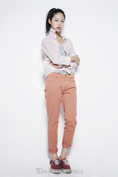 UNIQLO’s colorful denim pants  UNIQLO