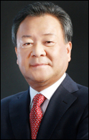 김중겸(공기업인, 전기업인)\r\n김중겸 한국전력 사장이 ‘서울 핵안보정상회의’를 해외 사업 확장의 기회로 적극 활용해 눈길을 끈다.