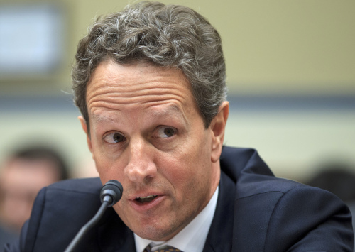 <YONHAP PHOTO-0433> Treasury Secretary Timothy Geithner testifies on Capitol Hill in Washington, Wednesday, March 21, 2012, before the House Oversight and Government Reform Committee hearing on the European debit crisis. (AP Photo/J. Scott Applewhite)/2012-03-22 06:08:30/ <저작권자 ⓒ 1980-2012 ㈜연합뉴스. 무단 전재 재배포 금지.>
Treasury Secretary Timothy Geithner    AP-Yonhap News