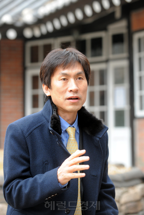 EBS 출신 스타강사 인터뷰./ 안훈기자 rosedale@ 2012.03.14\r\nEBS 출신 스타강사 인터뷰./ 안훈기자 rosedale@ 2012.03.14