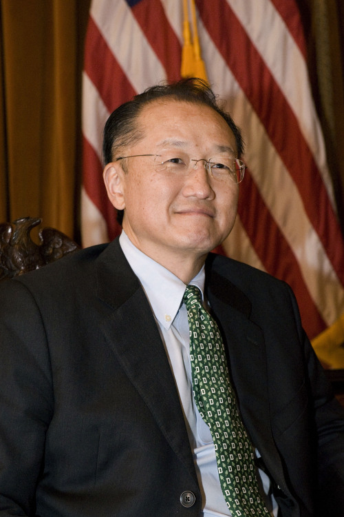 Jim Yong Kim, president of Dartmouth College and the U.S. nominee to be president of the World Bank, meets with James Wolfensohn, chairman of Wolfensohn & Co. and former World Bank president, unseen, at the Treasury in Washington, D.C., U.S., on Tuesday, March 27, 2012. Kim, nominated March 23 by President Barack Obama to succeed Robert Zoellick as the bank뭩 president, will travel to Asia, Latin America and Africa to discuss developing countries' priorities for the lender. Photographer: Jay Mallin/Bloomberg *** Local Caption *** Jim Yong Kim
Jim Yong Kim. Bloomberg
Jim Yong Kim. Bloomberg