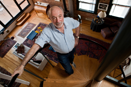 Peter Freund, a theoretical physicist at the University of Chicago, is seen at his home in Chicago, Illinois on March 16. Freund has self-published a collection of short stories based on his remarkable life. (Zbigniew Bzdak/Chicago Tribune/MCT)