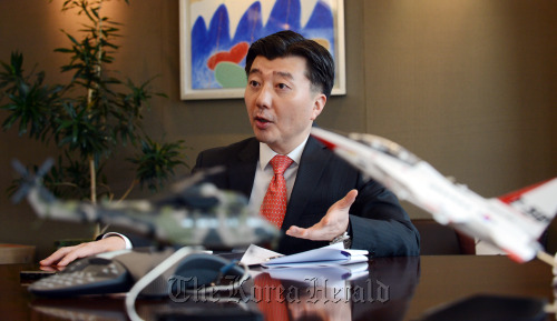 강성욱 GE코리아 사장. 박해묵 기자/mook@heraldm.com
Khang Sung-wook  Park Hae-mook/The Korea Herald
Khang Sung-wook  Park Hae-mook/The Korea Herald