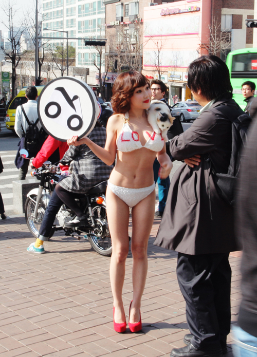 낸시랭(행위예술가)/미국