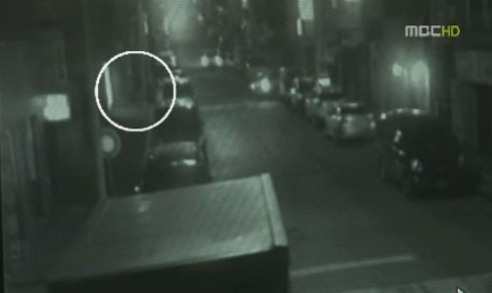 수원 살인사건 CCTV “전봇대 옆에서 숨어있다가 계획적 범죄”