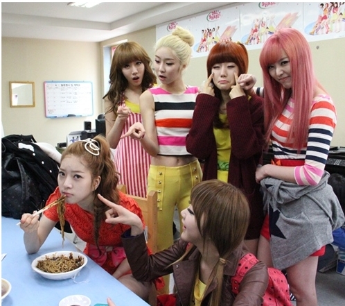 달샤벳(가수)