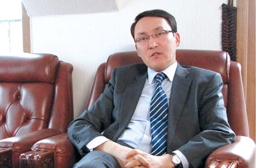 Returning Kazakhstani Ambassador Dulat Bakishev speaks to The Korea Herald. (Kirsty Taylor/The Korea Herald)