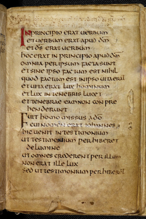 <YONHAP PHOTO-0227> This photo, released by The British Library Tuesday April 17 2012, shows a page in the St. Cuthbert Gospel, a remarkably preserved palm-sized book which is a manuscript copy of the Gospel of John in Latin which was bought from the British branch of the Society of Jesus (the Jesuits), the library said Tuesday April 17, 2012. The small book - 96 mm (3.8 inches) by 136 mm (5.4 inches) - has an elaborately tooled red leather cover. It comes from the time of St. Cuthbert, who died in 687, and it was discovered inside his coffin at Durham Cathedral when it was reopened in 1104. (AP Photo / The British Library)/2012-04-17 08:08:17/ <저작권자 ⓒ 1980-2012 ㈜연합뉴스. 무단 전재 재배포 금지.>
This photo shows a page in the St. Cuthbert Gospel, a remarkably preserved palm-sized book which is a manuscript copy of the Gospel of John in Latin.   AP-Yonhap News