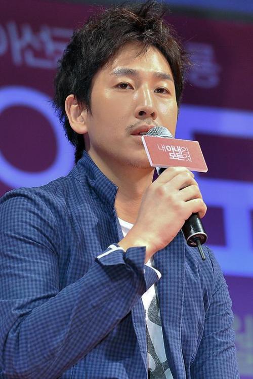 이선균(탤런트, 영화배우)