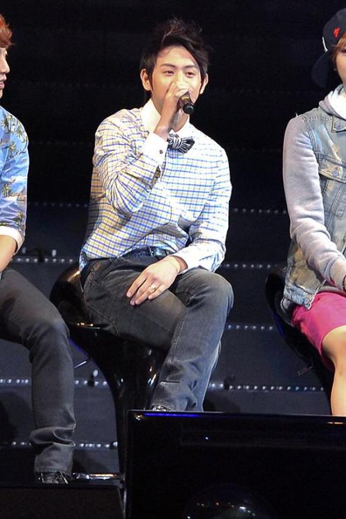 비스트(가수)