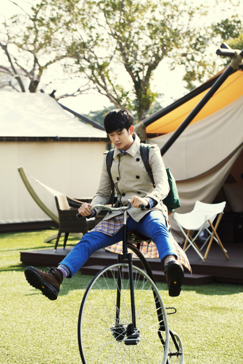 김수현(탤런트, 영화배우)