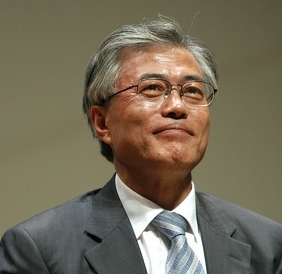 문재인(사회기관단체인, 전 정무직공무원)