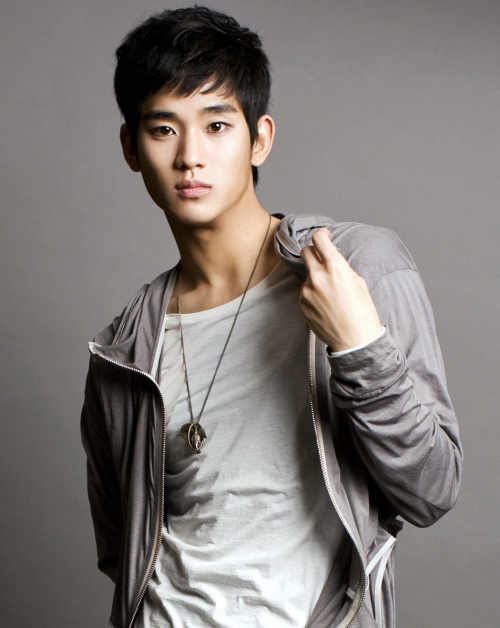김수현, 차기작 영화 ‘은밀하게 위대하게’ 확정