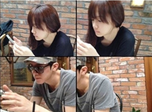 윤승아(탤런트, 영화배우)/김무열(탤런트, 영화배우)
배우 윤승아 김무열 커플이 여유로운 카페 데이트 장면을 공개해 관심을 모으고 있다.