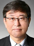 한병희(기업인)
하이마트는 3일 이사회를 열어 경영지배인에 한병희(54ㆍ사진) 전무를 선임했다고 밝혔다.