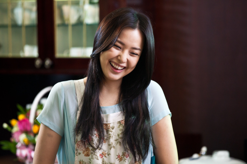 이하늬(방송연예인, 미스코리아)
채널A 주말드라마 ‘불후의 명작’의 이하늬가 박선영 한재석 커플에게 감사의 메시지를 전했다.
