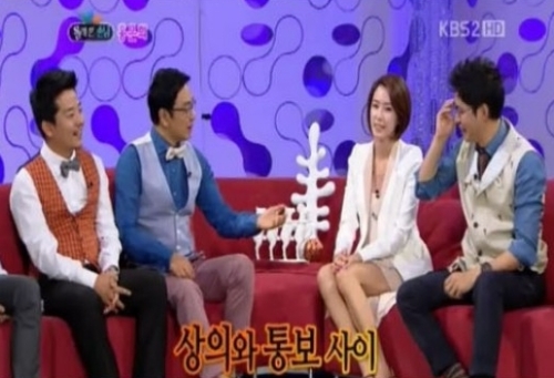 홍은희(탤런트, 영화배우)/유준상(탤런트, 영화배우)
드라마 ‘넝쿨째 굴러온 당신’에서 열연 중인 배우 유준상이 자신의 소속사 전 직원에 1억 보너스를 쾌척한 사실이 공개돼 관심을 모았다.