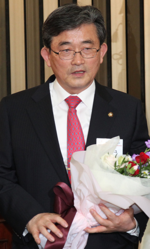 Lee Hahn-koo (Yonhap News)