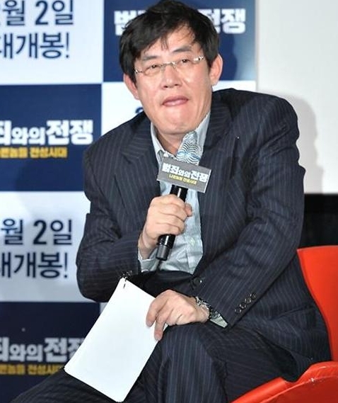 이경규(MC, 개그맨)
개그맨 이경규가 막말논란으로 방송 잠정은퇴를 선언한 김구라에게 따뜻한 조언의 말을 건냈다.