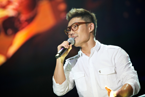 김범수(가수)