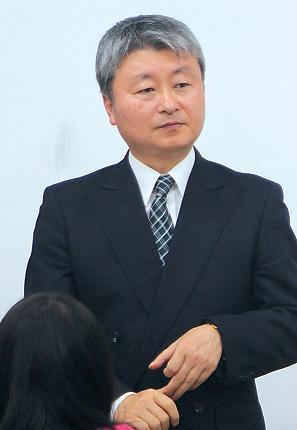 Takamori Takuya gives a talk to Korea University students on his recent visit to Seoul.
