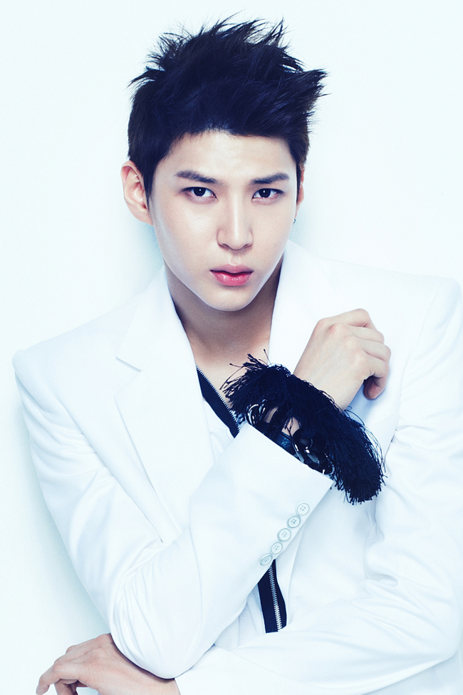 빅스 레오, 데뷔 무대 후 박효신에게 극찬..왜?