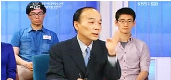 진중권, 전원책 발언에 “그럼 이명박 개OO못하면…”