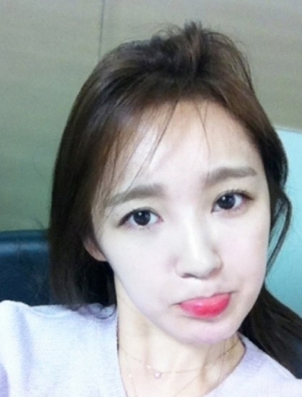 강민경 민낯 “아이라인없어도 이정도 청초함”
