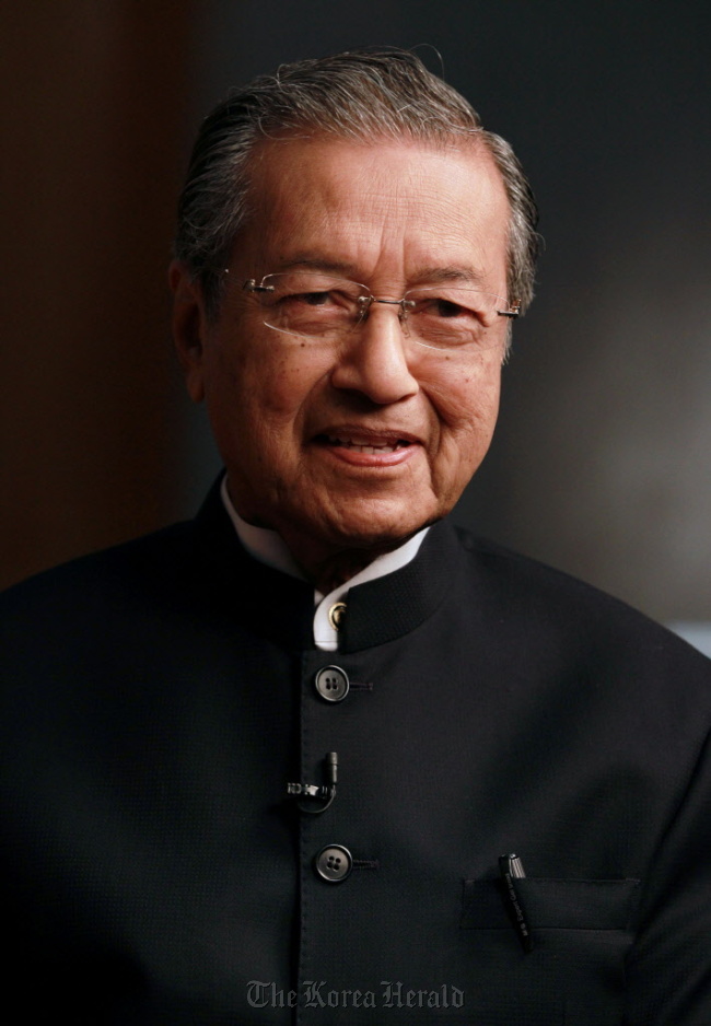 Former Malaysian Prime Minister Mahathir Mohamad   Bloomberg
