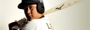 이대호(야구선수)
이대호(30, 오릭스)가 시즌 9호 홈런에 이어 28일 시즌 10호 홈런을 기록했다.