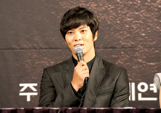 주원(탤런트, 뮤지컬배우)
