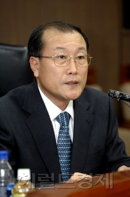 김재철(기업인, 방송인)