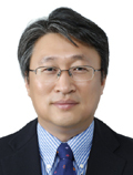 김민기(의료인)
서울시는 공석인 서울의료원 원장에 김민기 현 의무부원장<사진>을 6월 1일자로 임명한다고 31일 밝혔다.