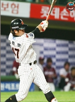 만류홈런 기록…시즌 6호, 롯데 2연승