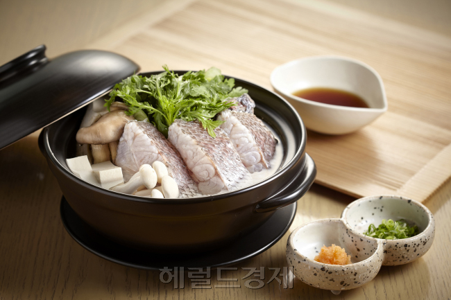 서울신라호텔 아리아께 민어탕
서울신라호텔 아리아께 민어탕