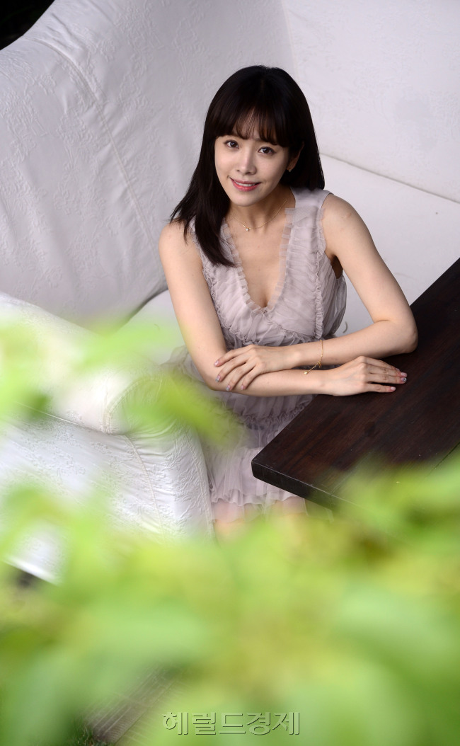한지민. 박해묵 기자/mook@heraldm.com
한지민. 박해묵 기자/mook@heraldm.com