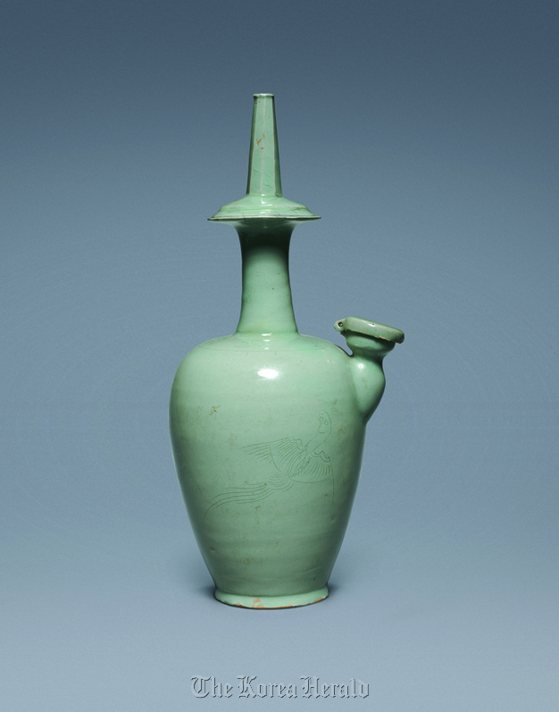 A water bottle from the 12th century Goryeo Kingdom. The piece was a gift to the Cleveland Museum of Art by John L. Severance, a Cleveland resident and major patron of art. He was the son of Louis H. Severance, one of the founding members of Korea’s Severance Hospital. The National Museum of Korea
