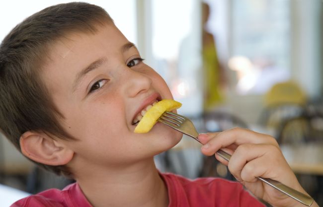 U.S. teen recovering from rare illness after having fry-ups