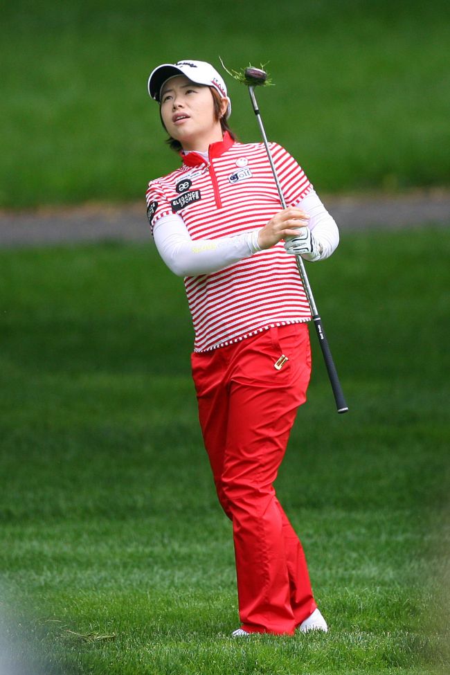 지은희(골퍼)
<YONHAP PHOTO-0325> PITTSFORD, NY - JUNE 9: Eun-Hee Ji of South Korea watches her third shot on the fourth hole during the third round of the Wegmans LPGA Championship at Locust Hill Country Club on June 9, 2012 in Pittsford, New York. Hunter Martin/Getty Images/AFP== FOR NEWSPAPERS, INTERNET, TELCOS & TELEVISION USE ONLY ==../2012-06-10 07:39:50/ <저작권자 ⓒ 1980-2012 ㈜연합뉴스. 무단 전재 재배포 금지.>
Ji Eun-hee watches her approach shot on the fourth hole.
AFP-Yonhap News
Ji Eun-hee watches her approach shot on the fourth hole.  AFP-Yonhap News
Ji Eun-hee watches her approach shot on the fourth hole.  AFP-Yonhap News
Ji Eun-hee watches her approach shot on the fourth hole.  AFP-Yonhap News