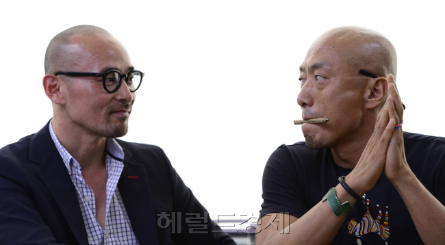 이오진, 김호철 광과기획사 굿마더 공동대표. 박해묵 기자/mook@heraldm.com
이오진, 김호철 광과기획사 굿마더 공동대표. 박해묵 기자/mook@heraldm.com
이오진, 김호철 광과기획사 굿마더 공동대표. 박해묵 기자/mook@heraldm.com
이오진, 김호철 광과기획사 굿마더 공동대표. 박해묵 기자/mook@heraldm.com