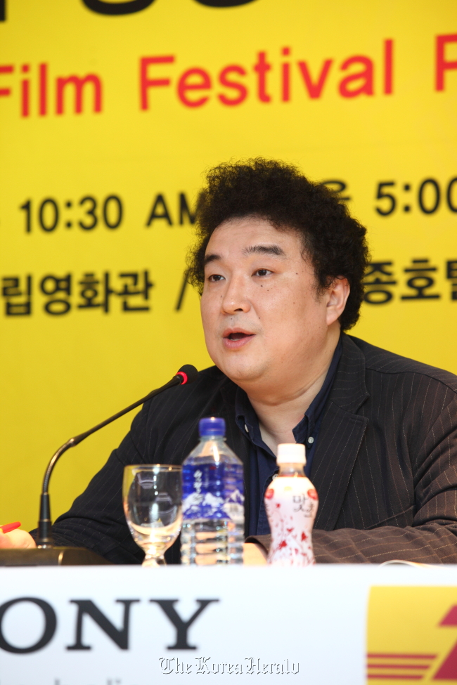 Yoo Un-seong JIFF
Yoo Un-seong JIFF