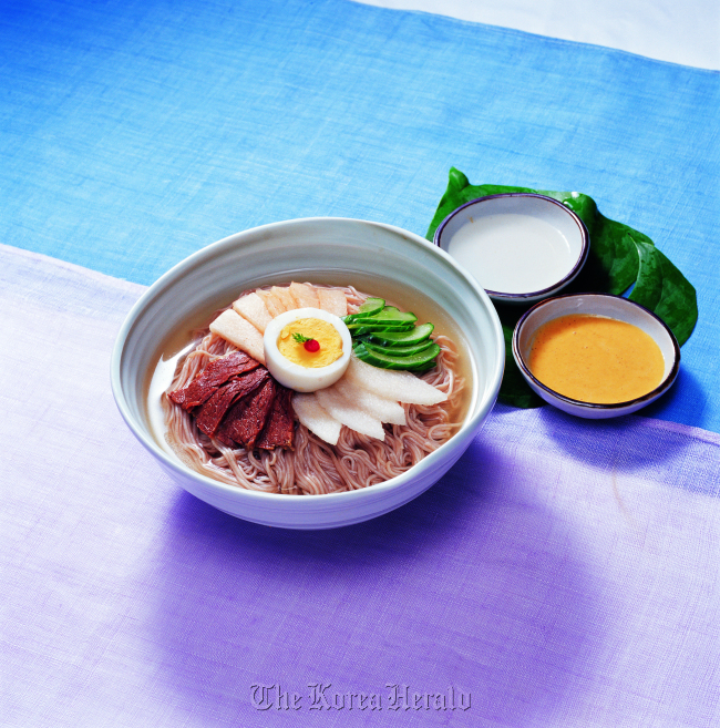Mul-naengmyeon.      Institute of Traditional Korean Food
Mul-naengmyeon.      Institute of Traditional Korean Food