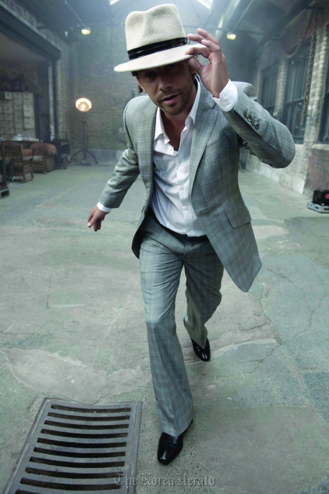 Jamiroquai.       Access Ent