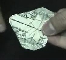 인터넷에 올라온 지폐 하트모양 접기
